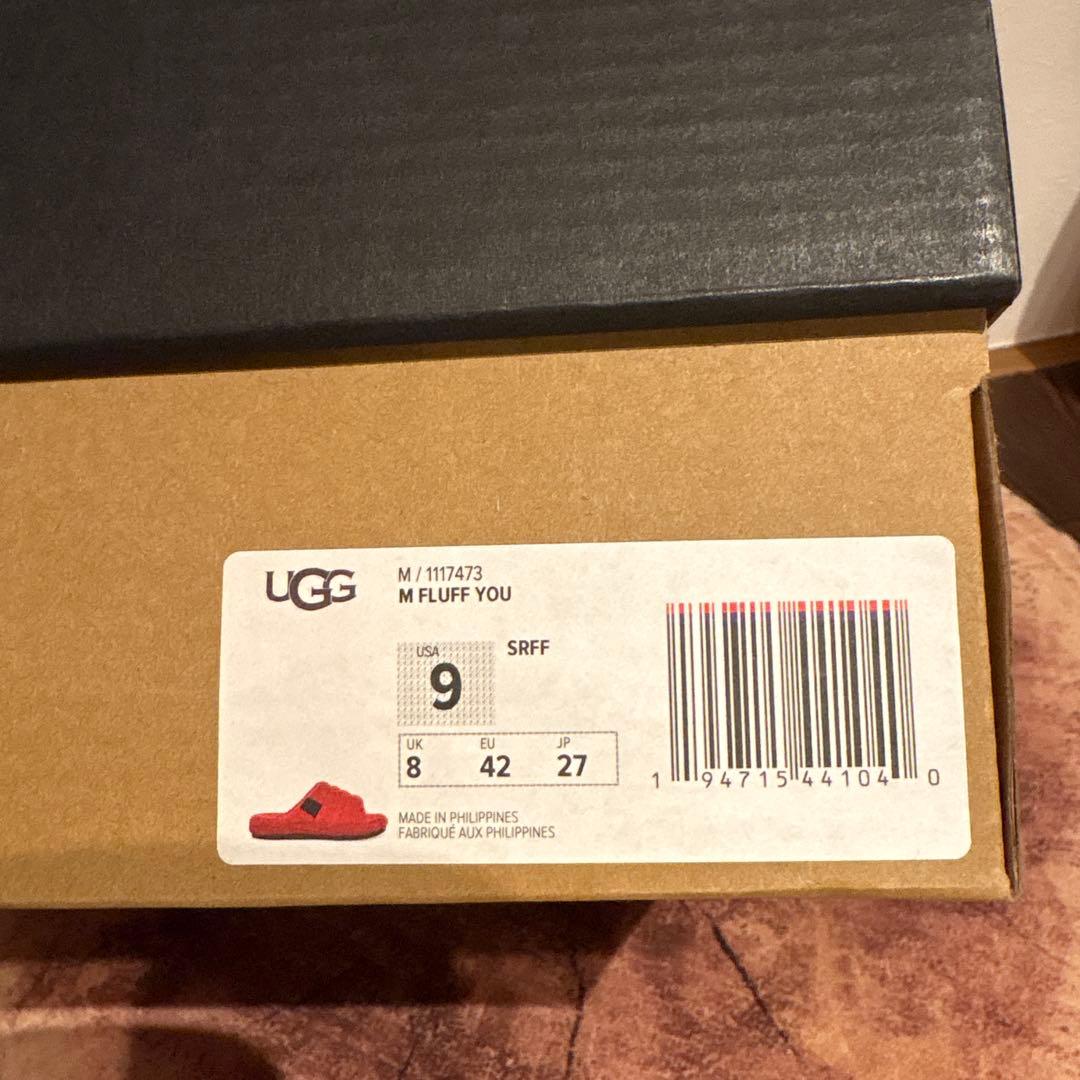 UGG レッド フリース スリッパ