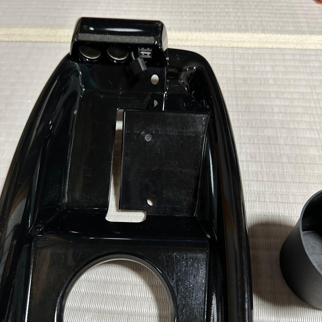 プリウス 50 前期 車用 黒 カップホルダー USBポート付き