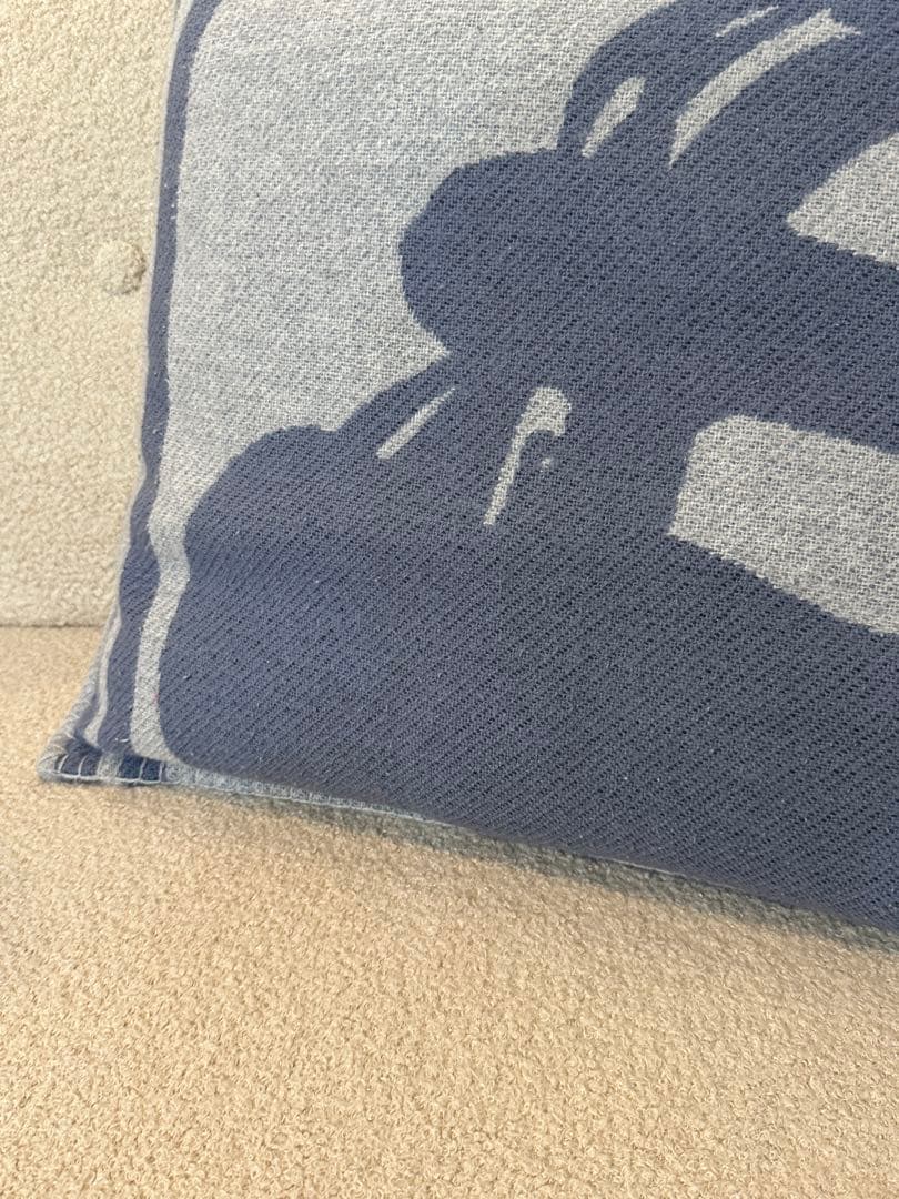 L*7様 ⭐️【全国送料無料】定価13万　HERMES エルメス　クッション　ピ