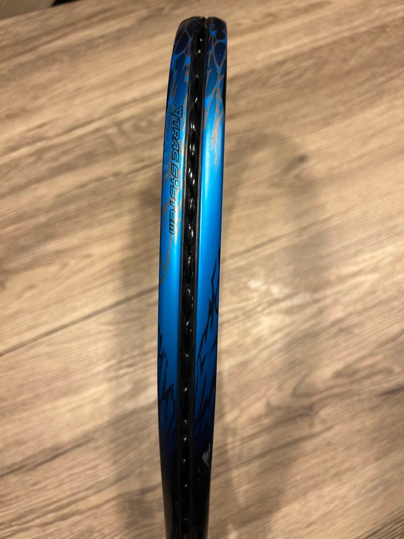 ミズノ　V-05 テニスラケット