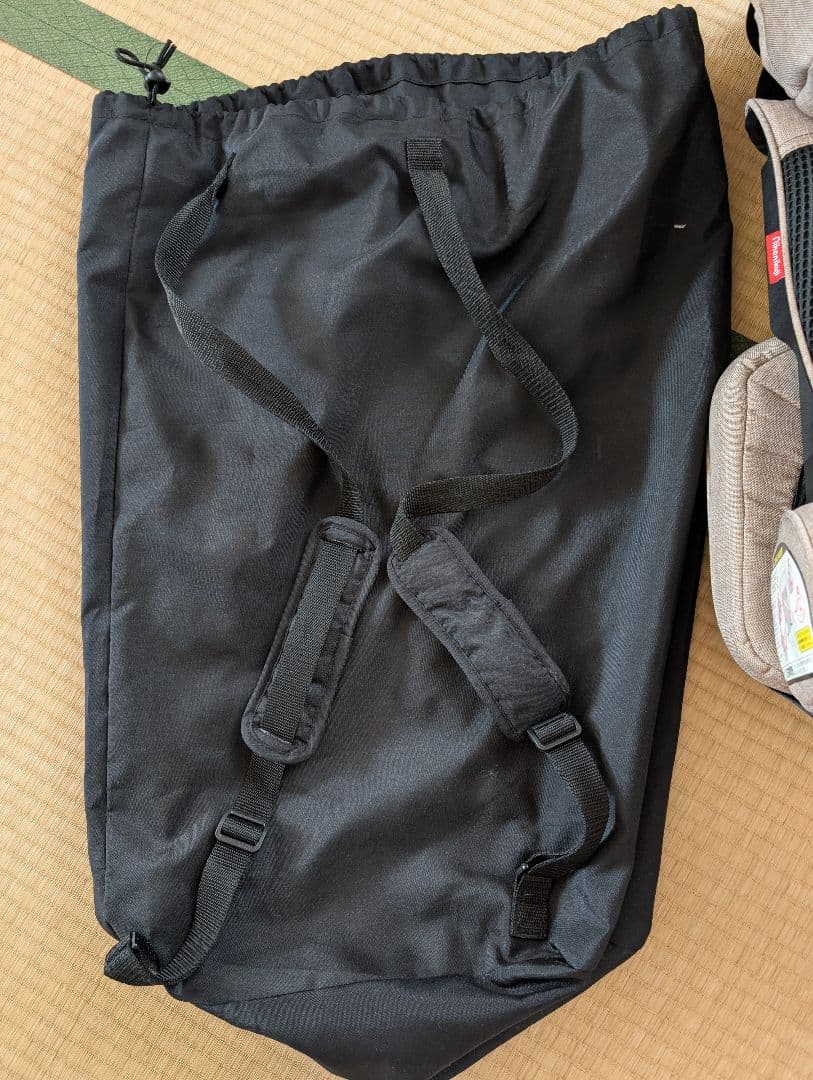 日本育児　トラベルベスト　EVO チャイルドシート サンドベージュ　収納バッグ付