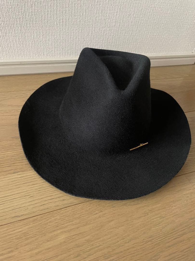 帽子 JANESSA LEONE HAT with PIN