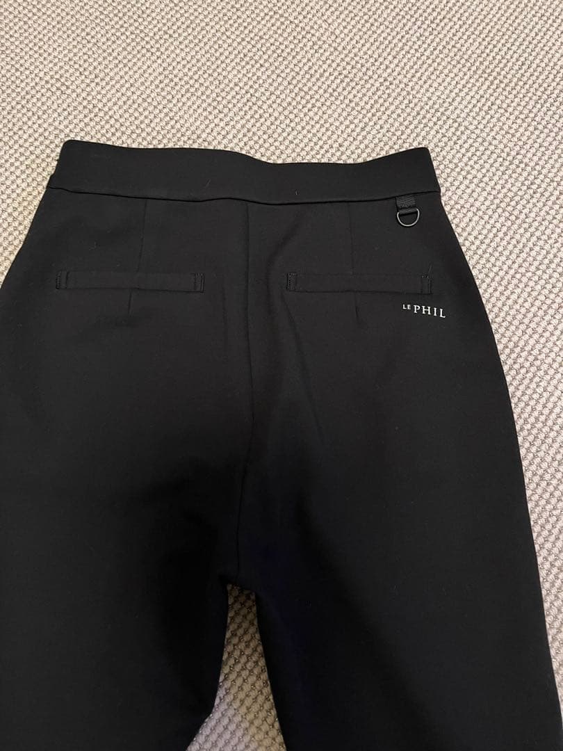 LE PHlL LE PHIL SPORTS》ストレッチサーモポンチパンツ