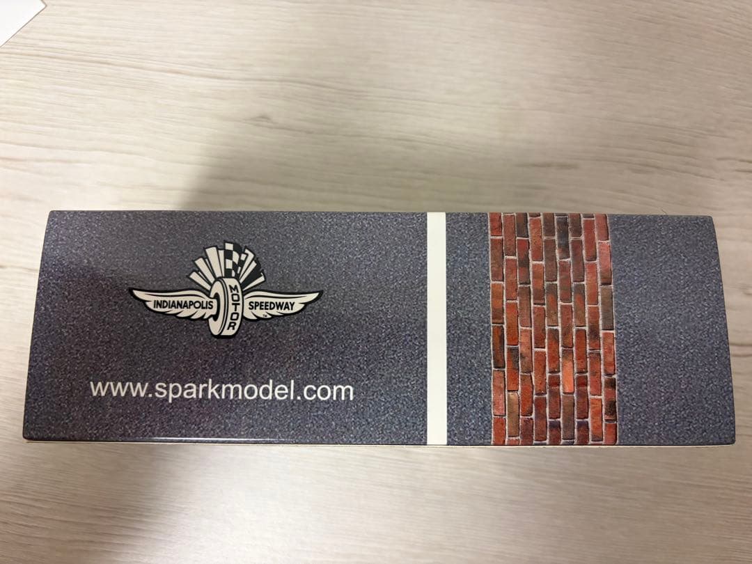 Spark Model インディアナポリススピードウェイ ミニカー 24