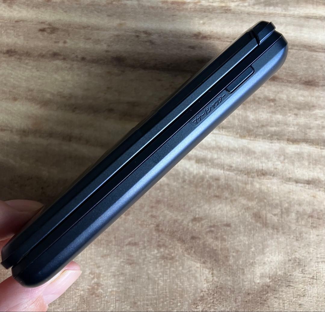 docomo DIGNO ケータイ KY-42C ブラック　 利用制限〇