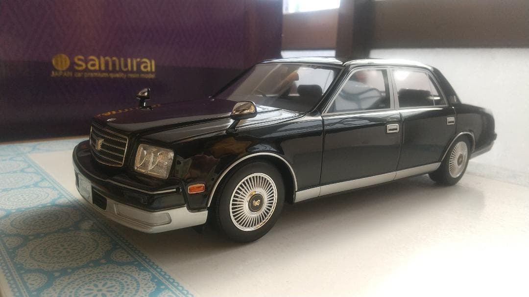 1/18 トヨタ センチュリー KSR18002BK ブラック／新品