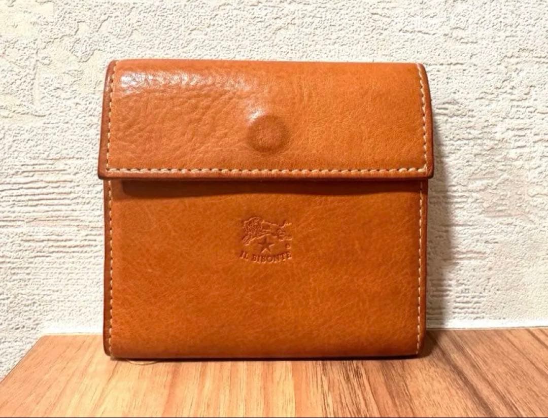 イルビゾンテ　本革レザー　三つ折り財布