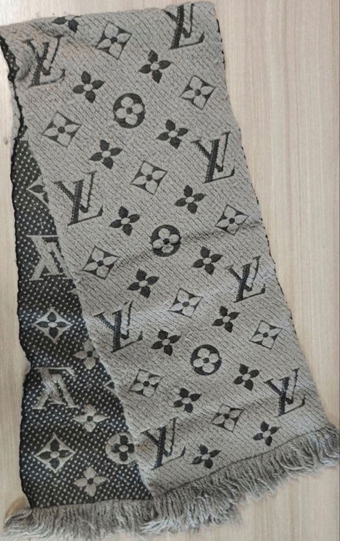 に*ょ様 LOUIS VUITTON　マフラー