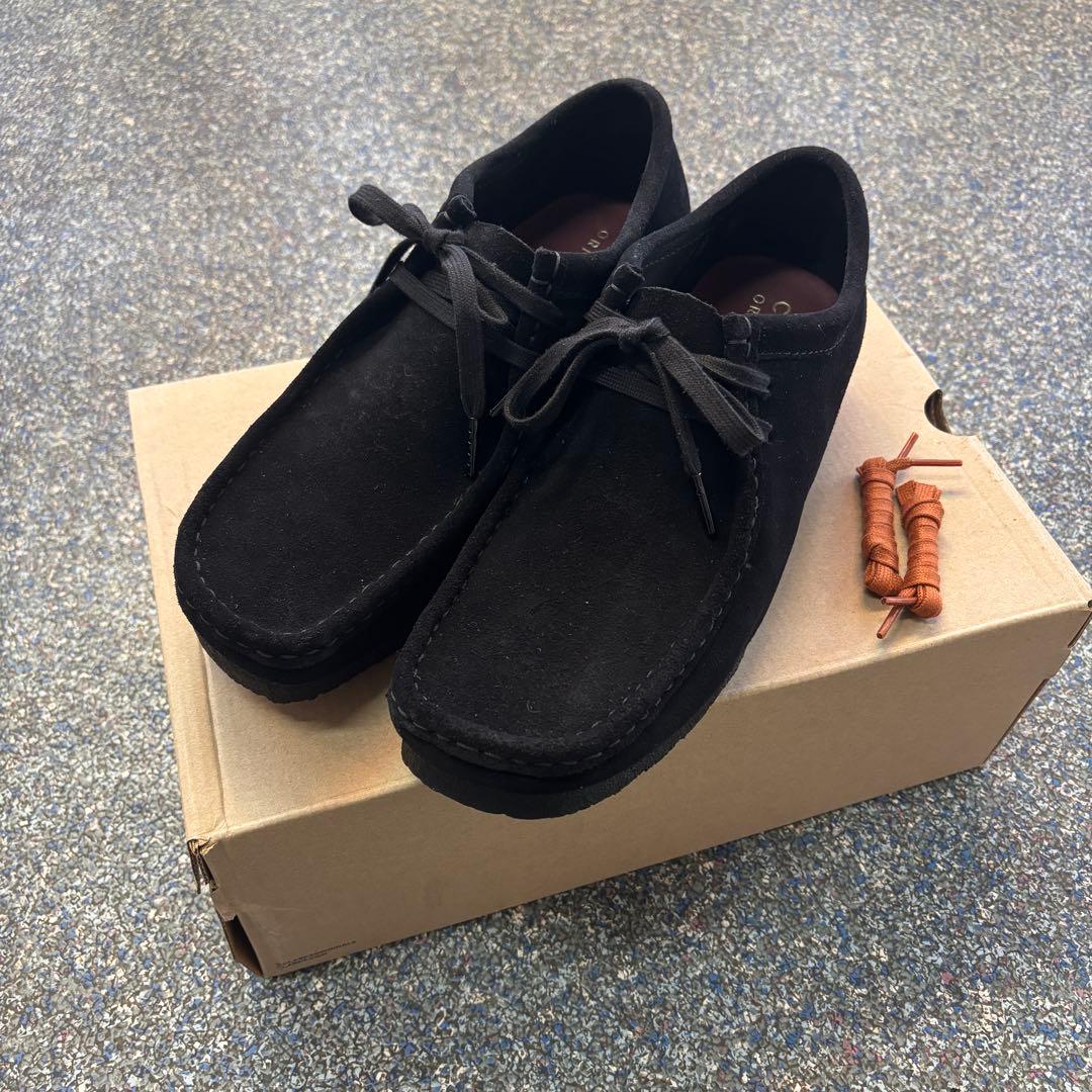 k*n様 CLARKS WALLABEE BLACK SUEDE 2615551