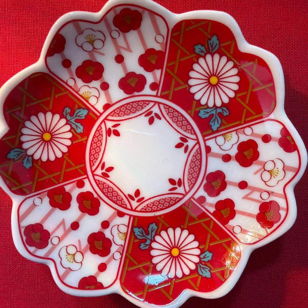 AZ たち吉金彩赤絵角皿　香泉作ミニ3段　 赤絵揃い　No.4-28