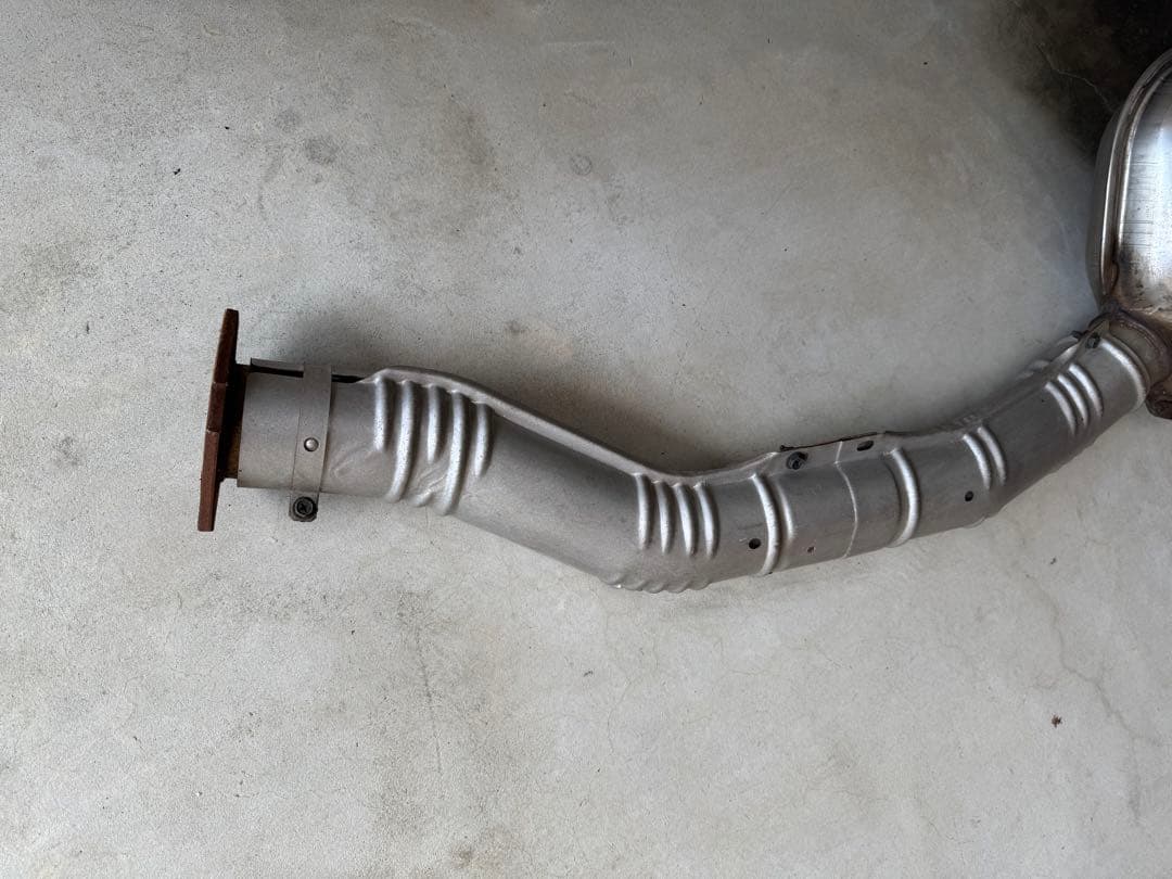 スカイライン　R32 GT-R純正マフラー