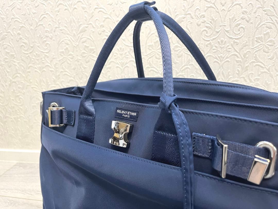 ☆美品☆セレーン　エテール　レディースビジネスバックPASSION36 ネイビー