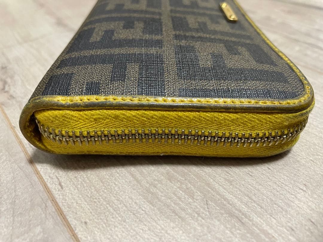 フェンディ FENDI 長財布 ズッカ zucca