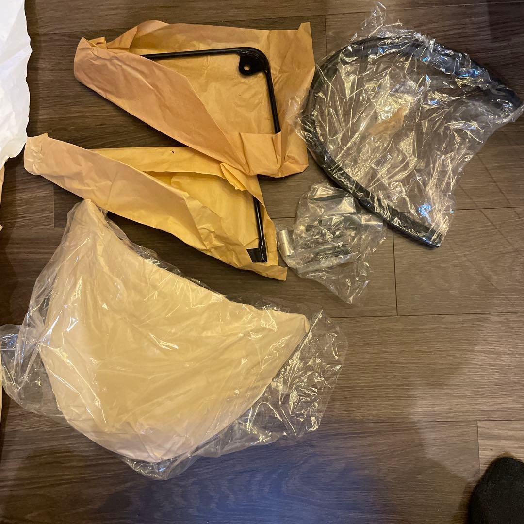 ねど様　カワサキ　W800 純正オプション　カウル　ビキニカウル