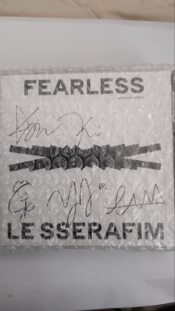 LE SSERAFIM FEARLESS 直筆サイン
