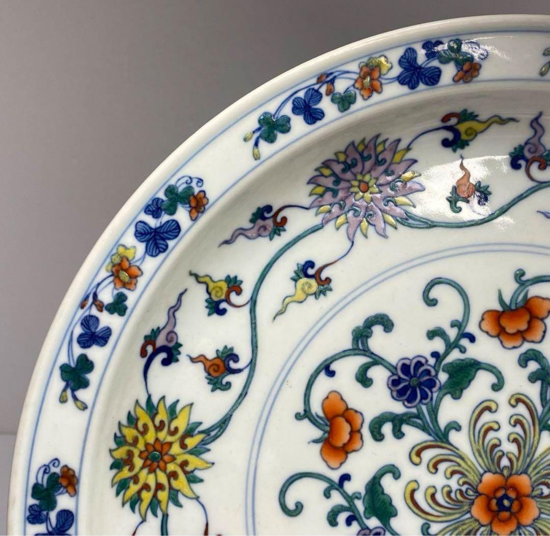 大清乾隆年製　中国美術　斗彩大皿　直径28.6cm y703