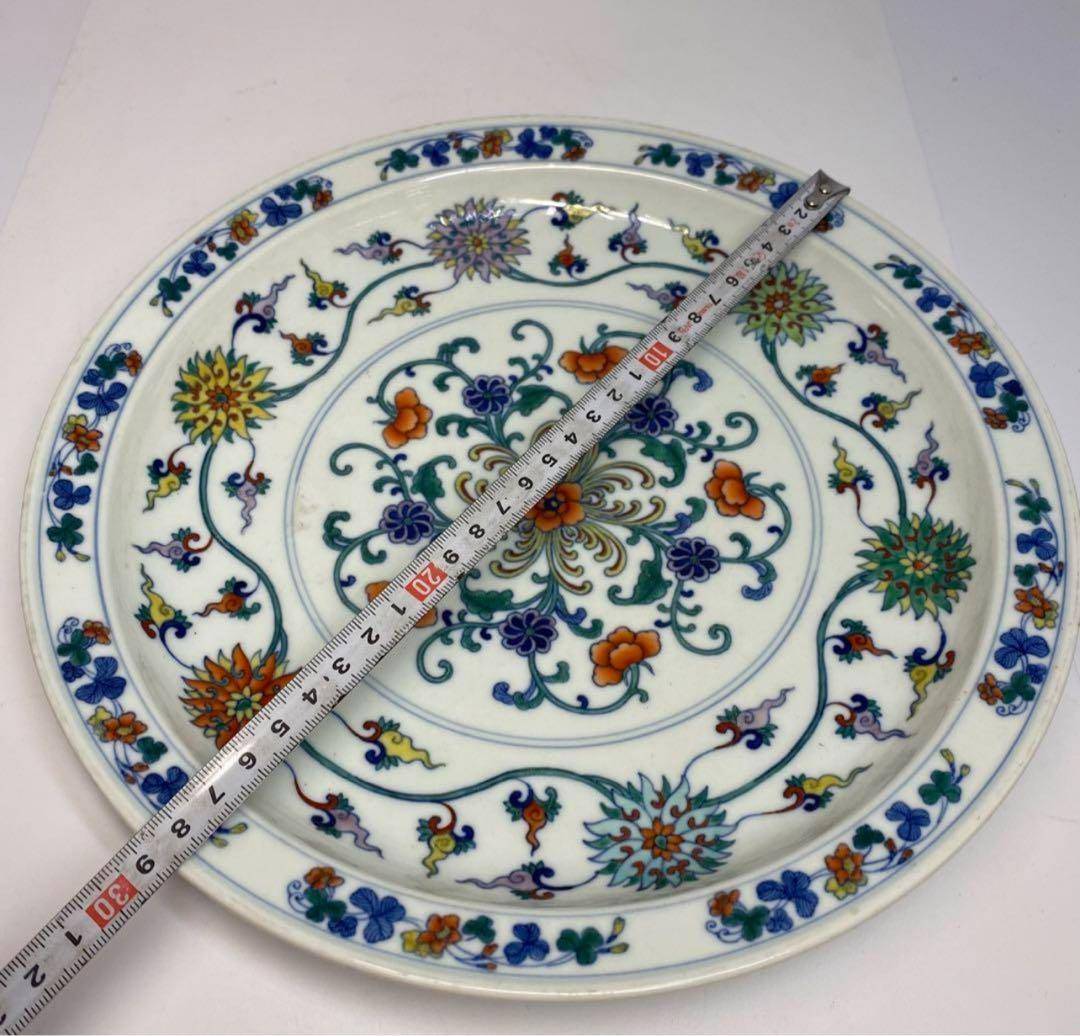 大清乾隆年製　中国美術　斗彩大皿　直径28.6cm y703