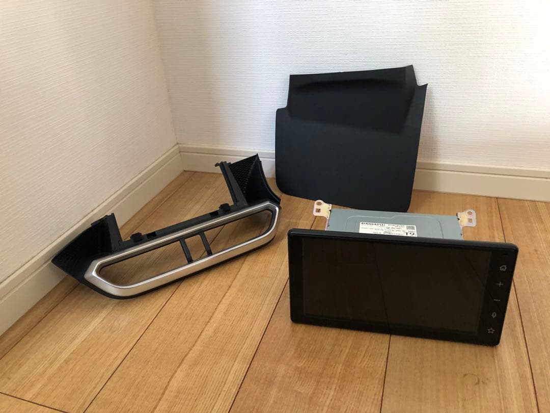 平成４年式 トヨタ ライズ 純正９インチ ディスプレイオーディオ