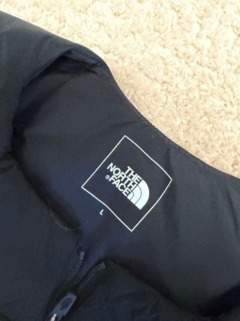 ノースフェイス　2024年レッドランベストレディースNYW82494 Lサイズ