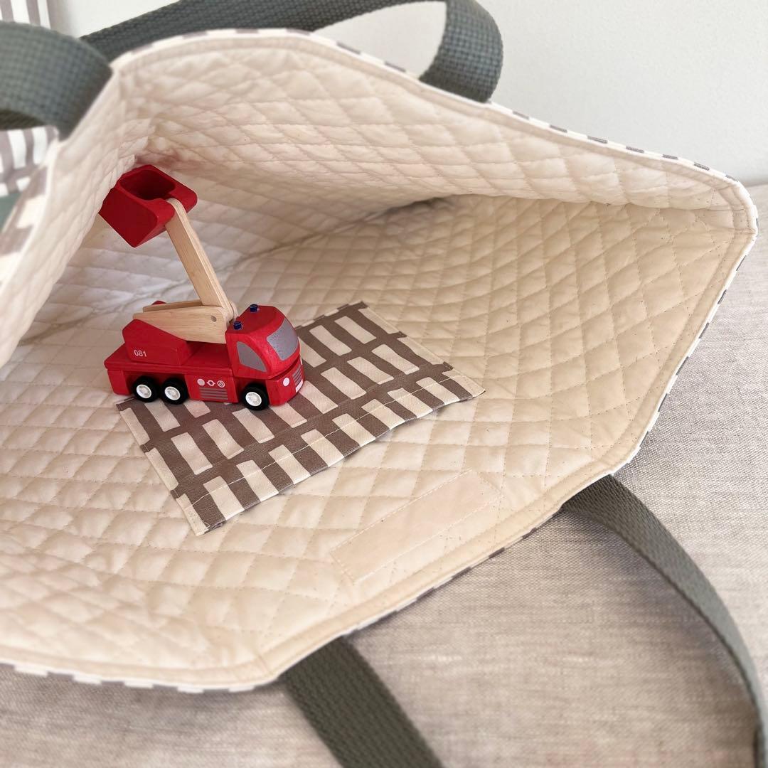 uft ☆北欧ブロック グレー×ライトオリーブ3点、はたらく乗り物2点