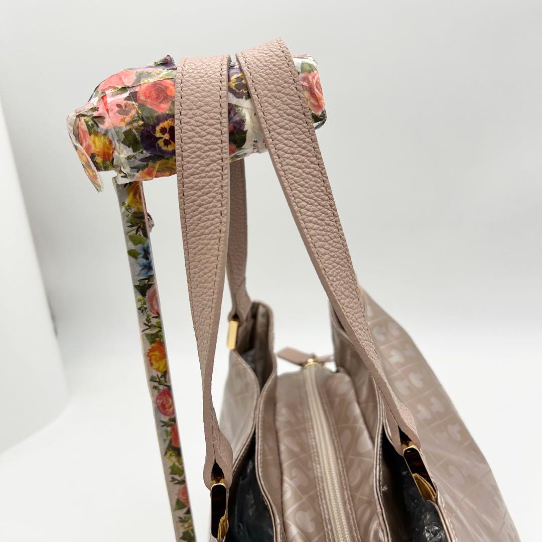 未使用　ゲラルディーニ　ソフティ　ショルダーバッグ　2way　肩掛け　斜め掛け