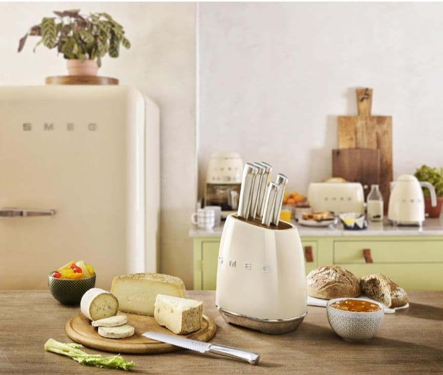 MR　SMEG ナイフブロック クリーム　包丁立て　ナイフスタンド