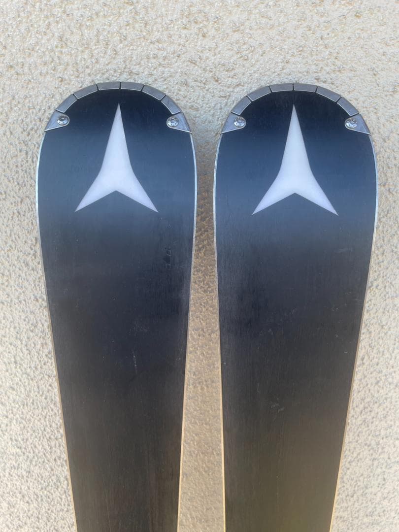 Atomic アトミック　S8i スキー 板 付属バインディング 165cm