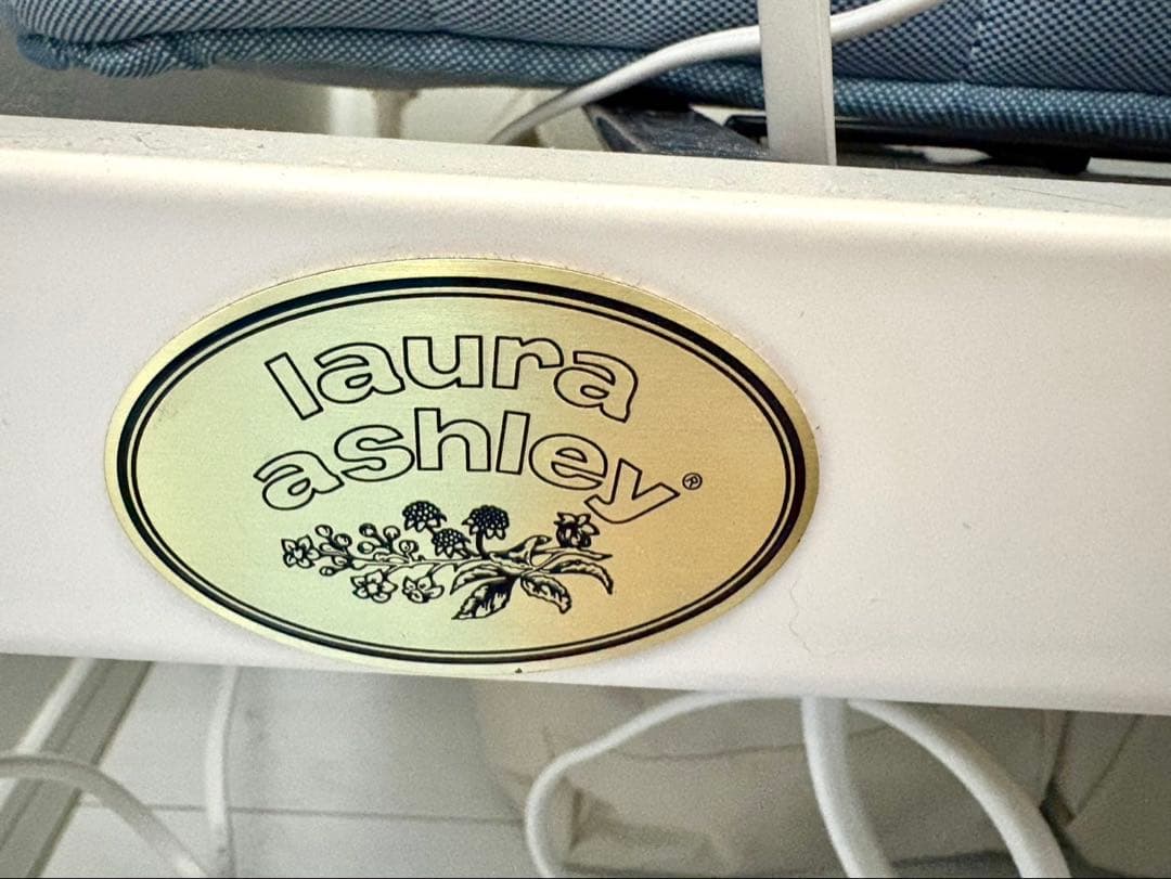 ※お取引中※ローラアシュレイ サマセットシリーズ シングルベッドフレーム