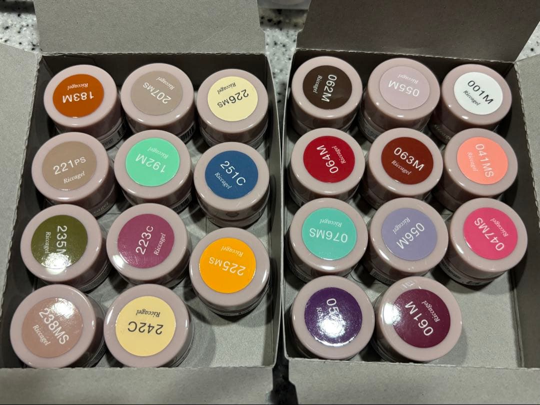 kakosan　　リッカジェル カラージェル　新品のみ77個　見本チップ付