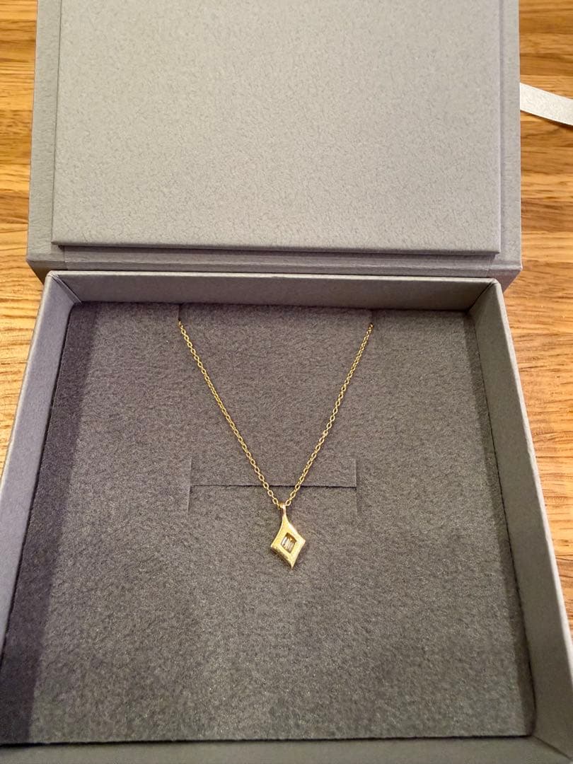 週末価格※べルシオラ k18 ダイヤモンド ネックレス アガット