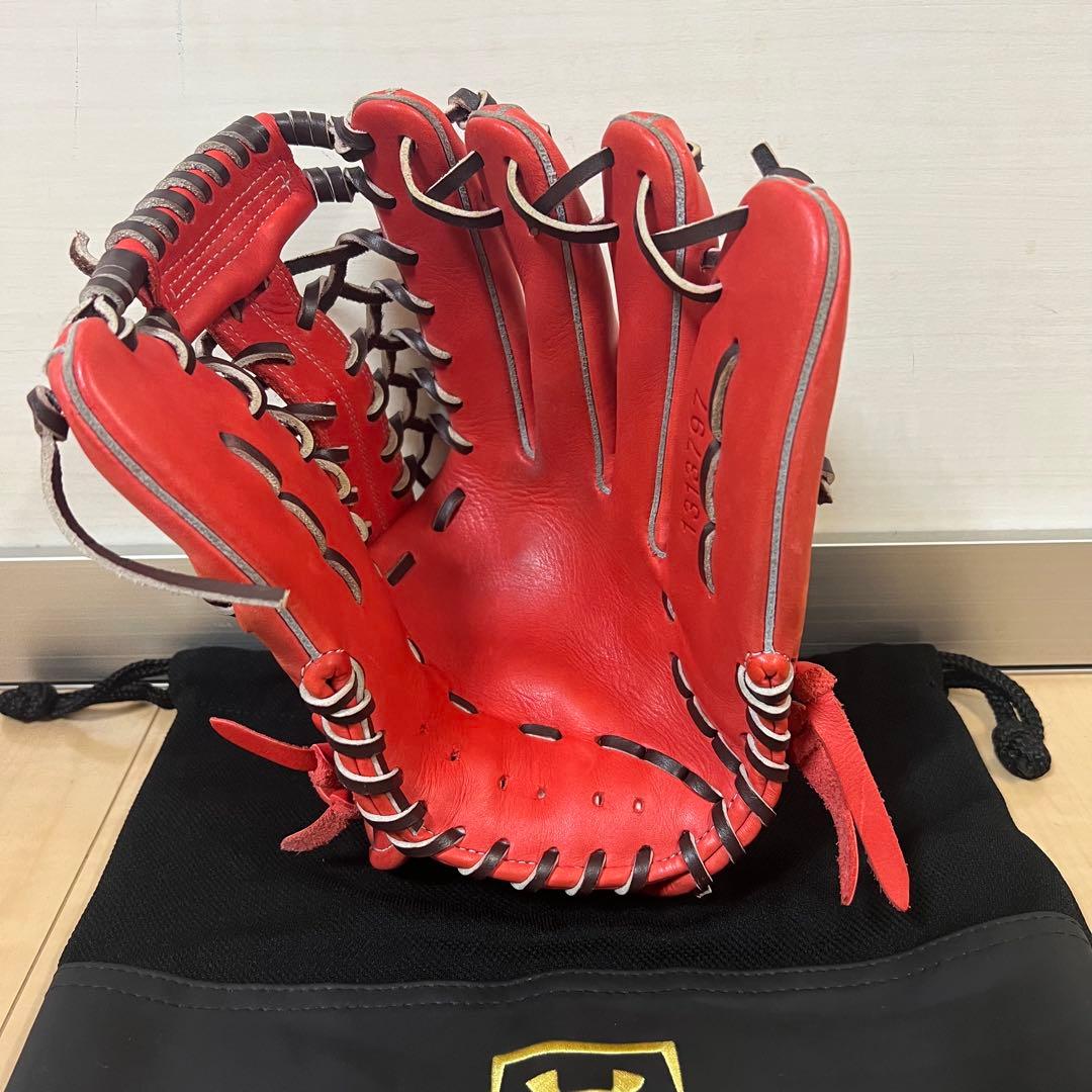 【最終値下げ！】Under Armour 軟式グローブ　グローブ袋付き