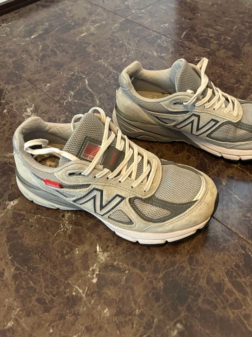 newbalance 990v4 赤タグ 24.5