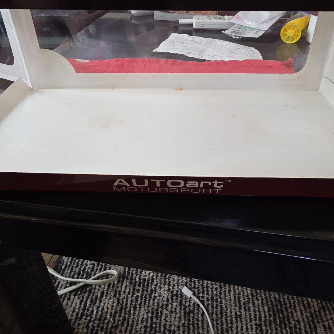 1/18オートアート2005  M3GTR E46 レッドブル