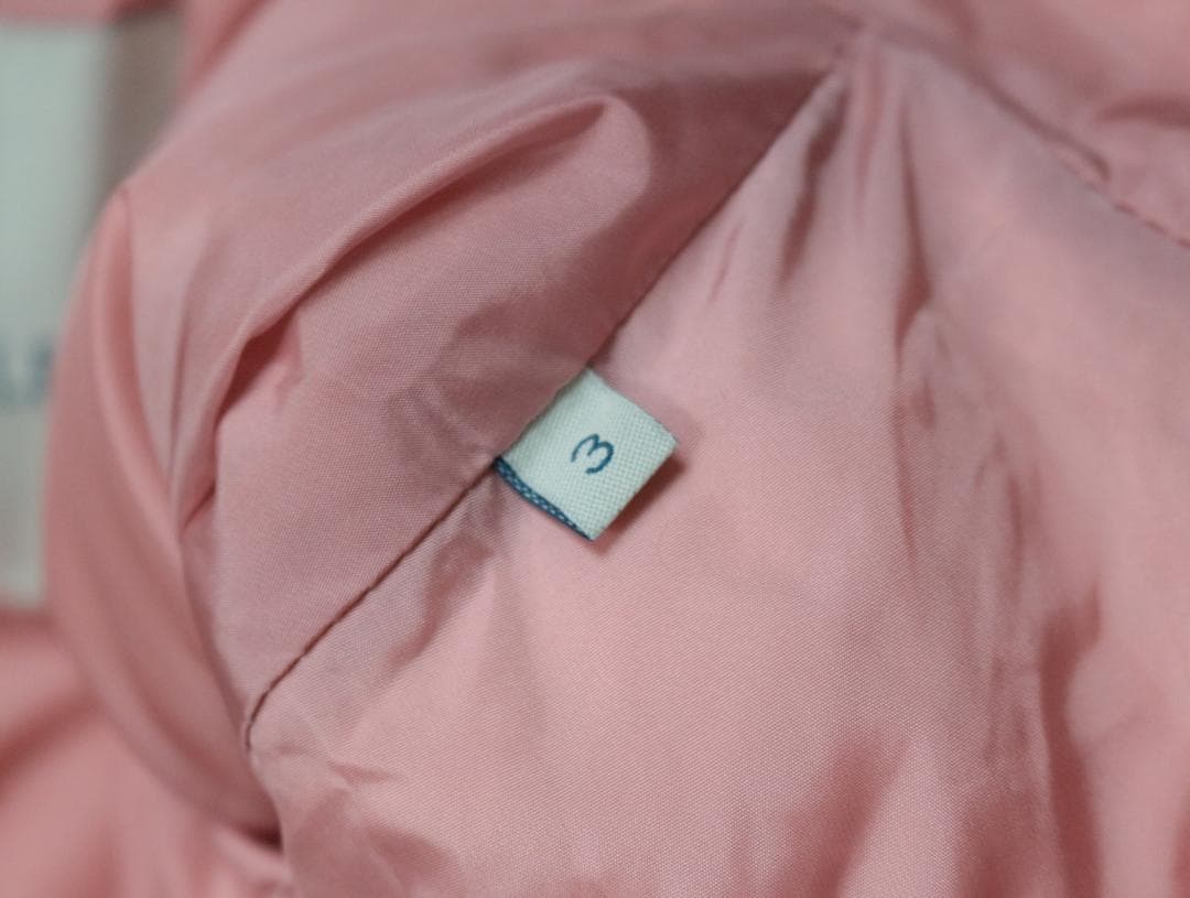 ジャケット・アウター Moncler down vest pink