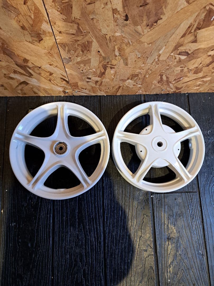 スーパージョグZR エボ SA16J　SA39J ホイール