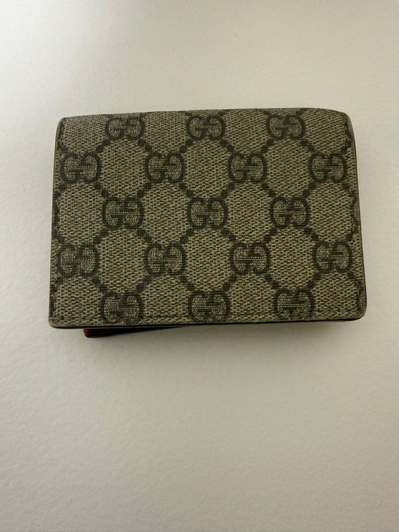 Gucci 猫の刺繍 二つ折り財布 25