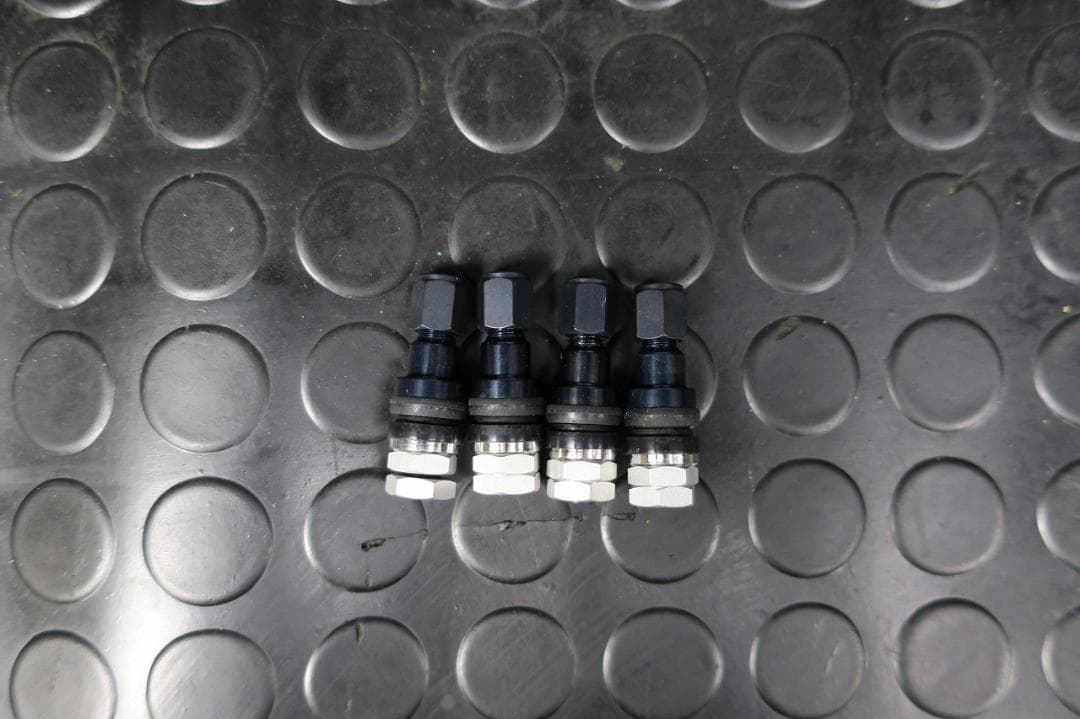 新品 トヨタ純正ナット対応 17×7J +45 PCD114.3 エコフォルム