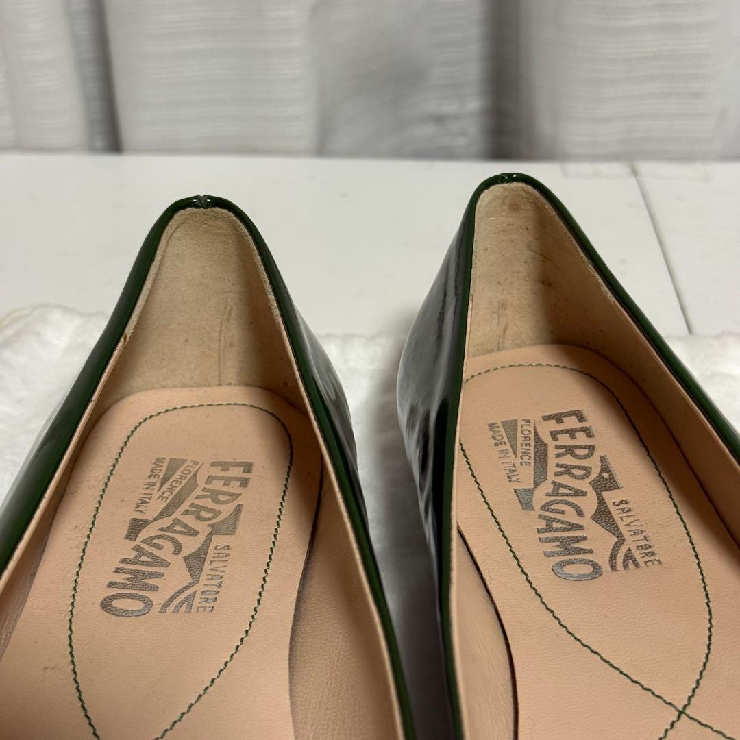 ⭐️未使用⭐️フェラガモ　ヴァリナ フラットシューズ　VARA ヴァラ