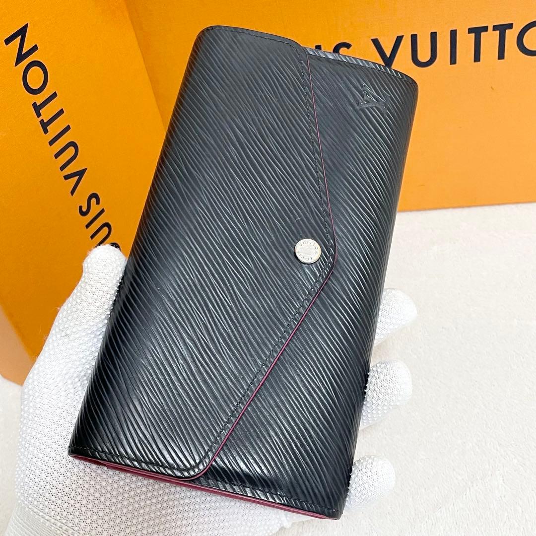 ルイヴィトン　エピ　ポルトフォイユ サラ 長財布