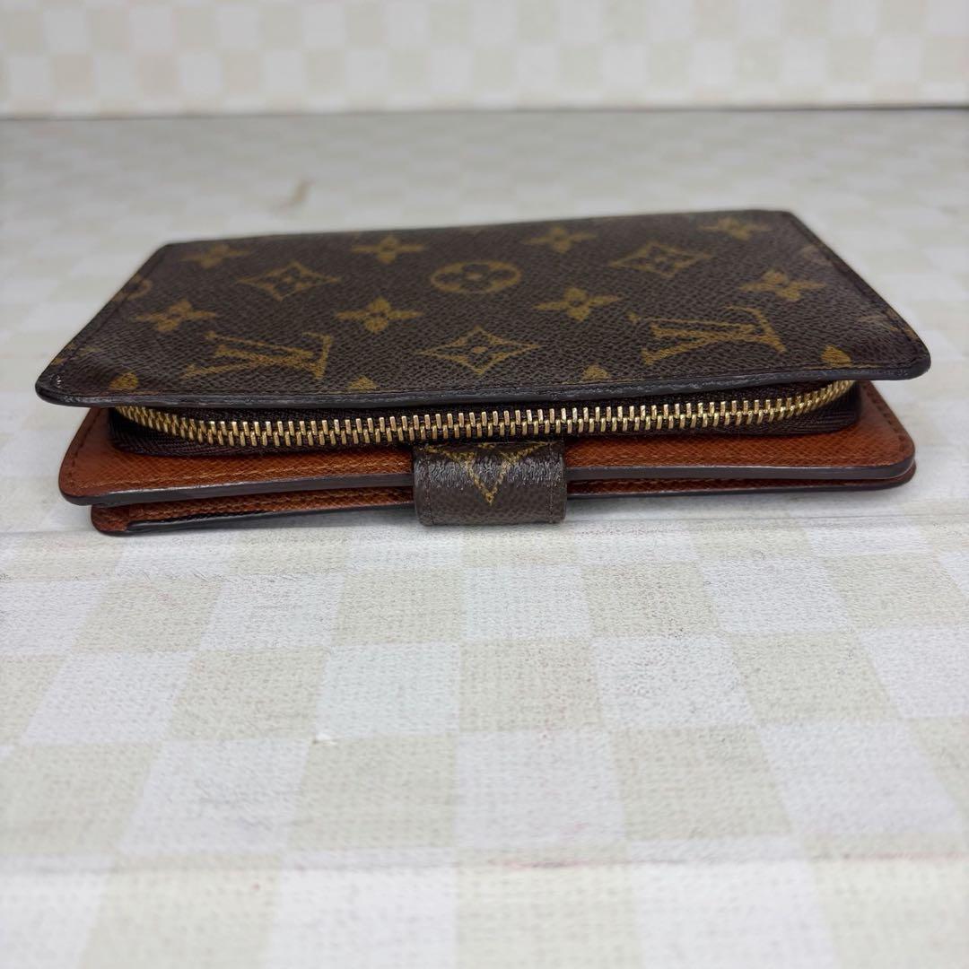 極上美品　LOUIS VUITTON ルイヴィトン　財布　二つ折り　M06