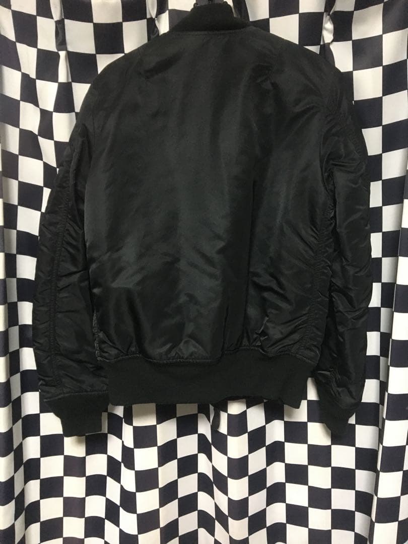 アルファ　alpha ma1 黒　M