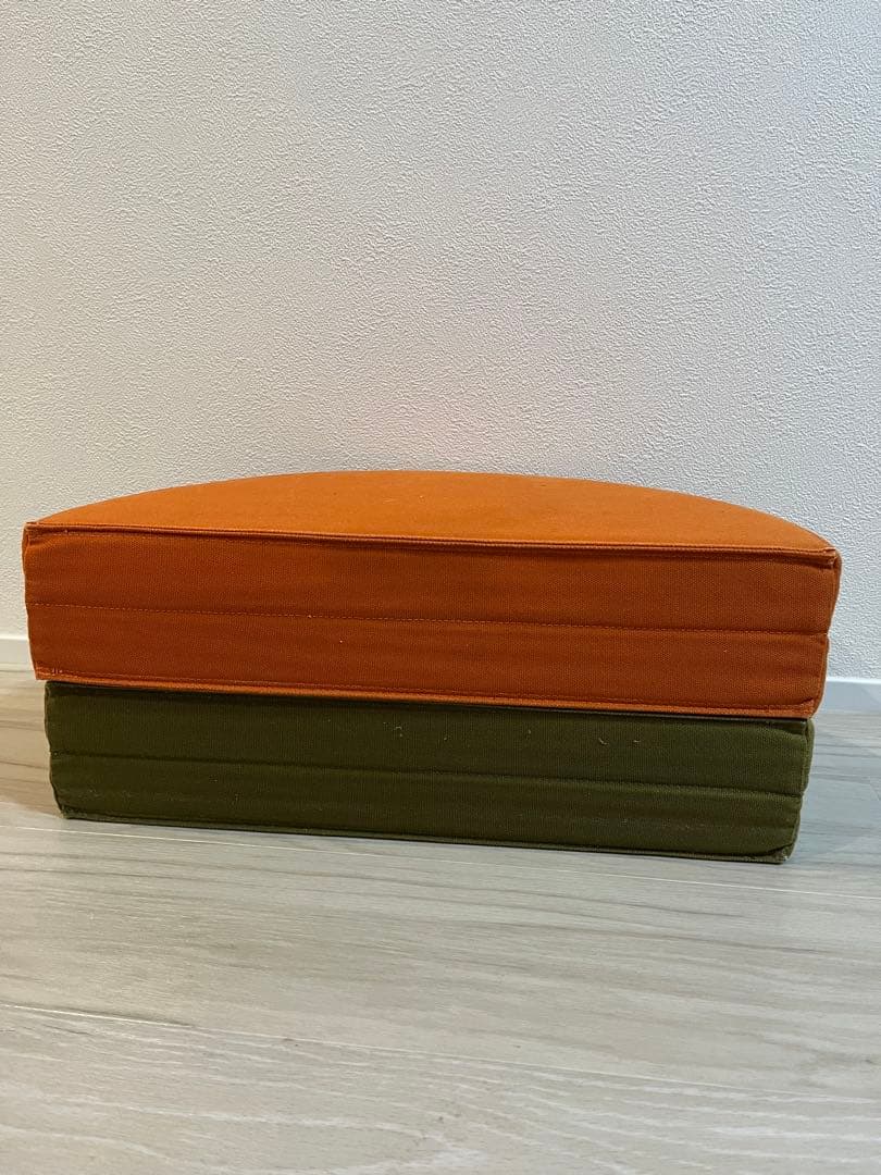  peak 半円形クッション 2色セット