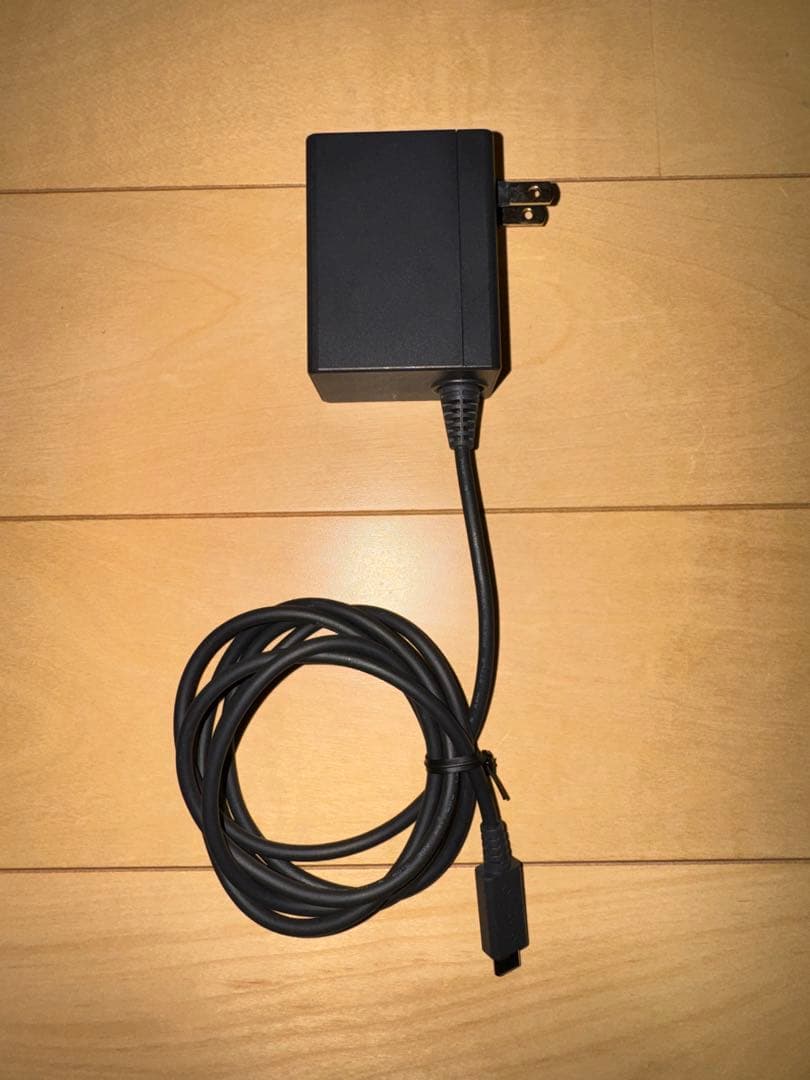 Nintendo Switch 本体　ブラック　2020年製