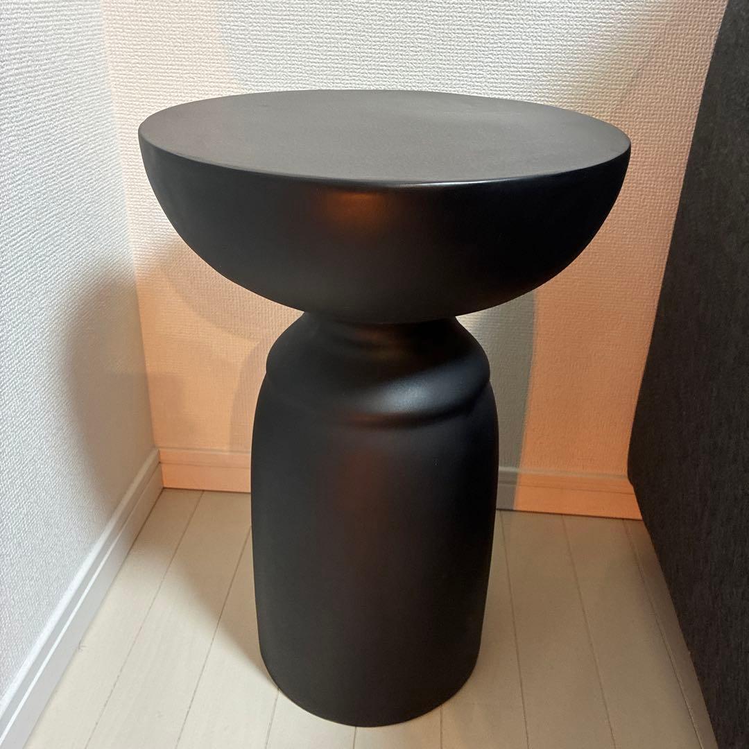 サイドテーブル・ナイトテーブル・ローテーブル TOTEM TABLE / moda en casa