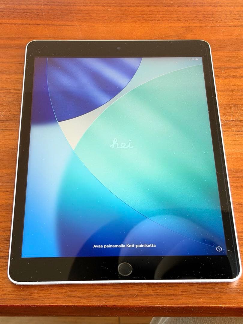 iPad Apple 第9世代　Wi-Fiモデル　64GB