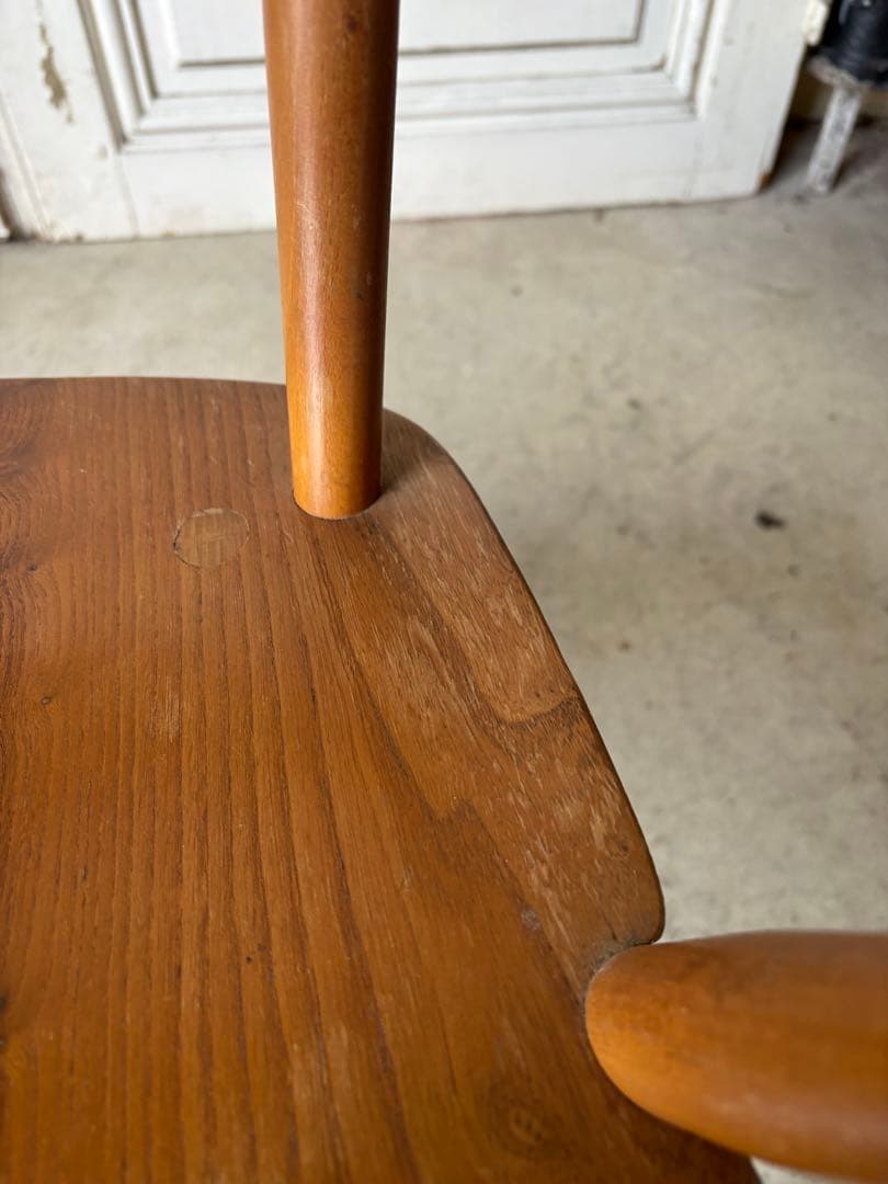 アーコール　カウホーン　ラダーバックチェア