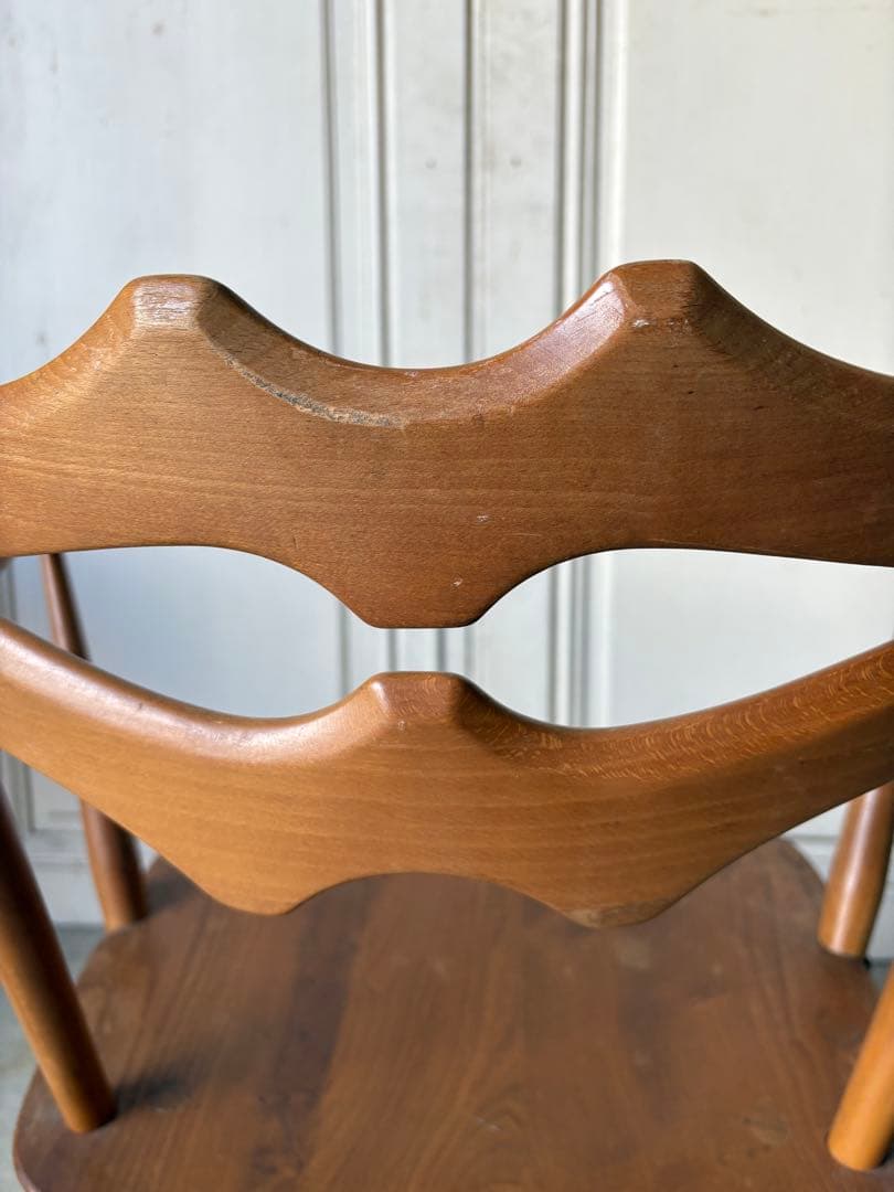 アーコール　カウホーン　ラダーバックチェア