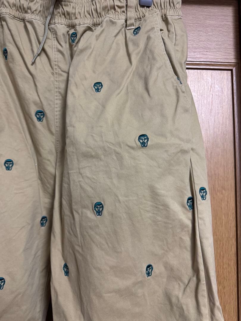 パンクドランカーズ　あいつ刺繍総柄パンツ