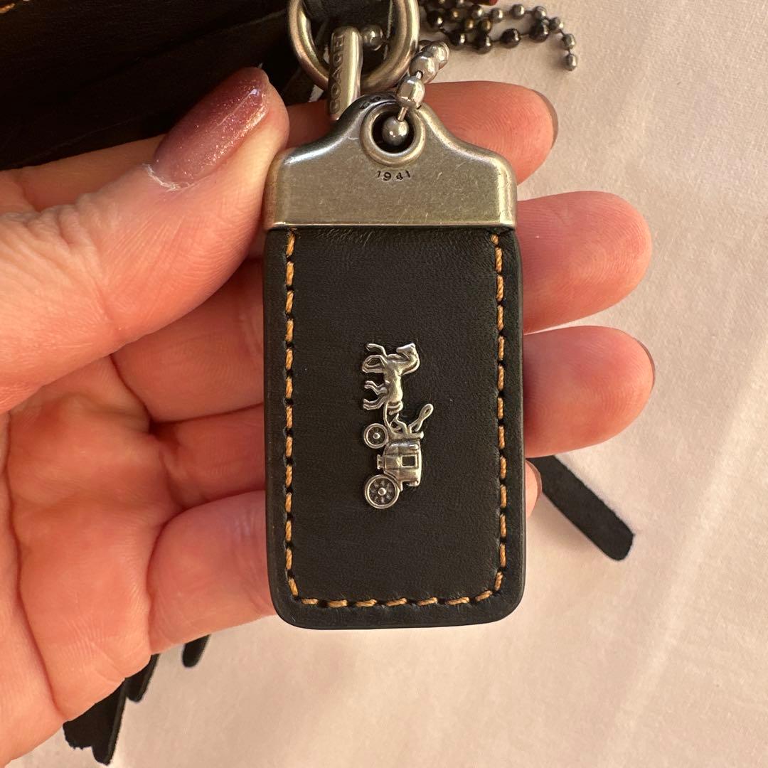 超美品COACH コーチ￼ パーティー、クラッチバッグ 黒花