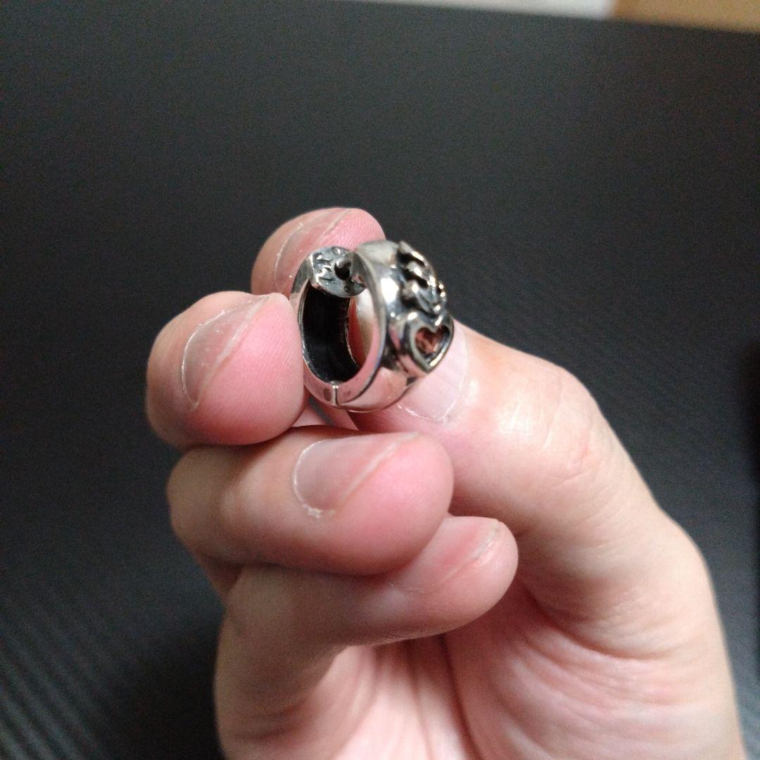 レザーズ&トレジャーズ シルバー ルビー セイクリッド ハート ピアス